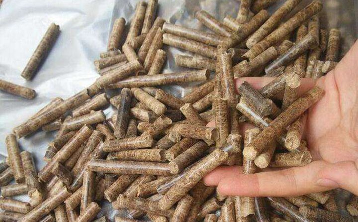 只需4個(gè)步驟就就讓農(nóng)作物秸稈 “變身”為新型綠色能源“木煤”，其優(yōu)異的性能甚至可以“叫板”傳統(tǒng)煤炭。